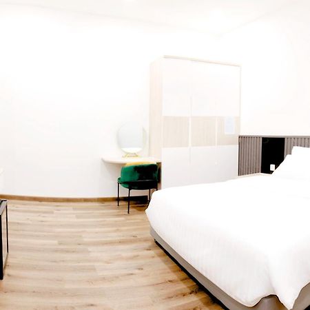 Hera Hostel Chau Doc Luaran gambar